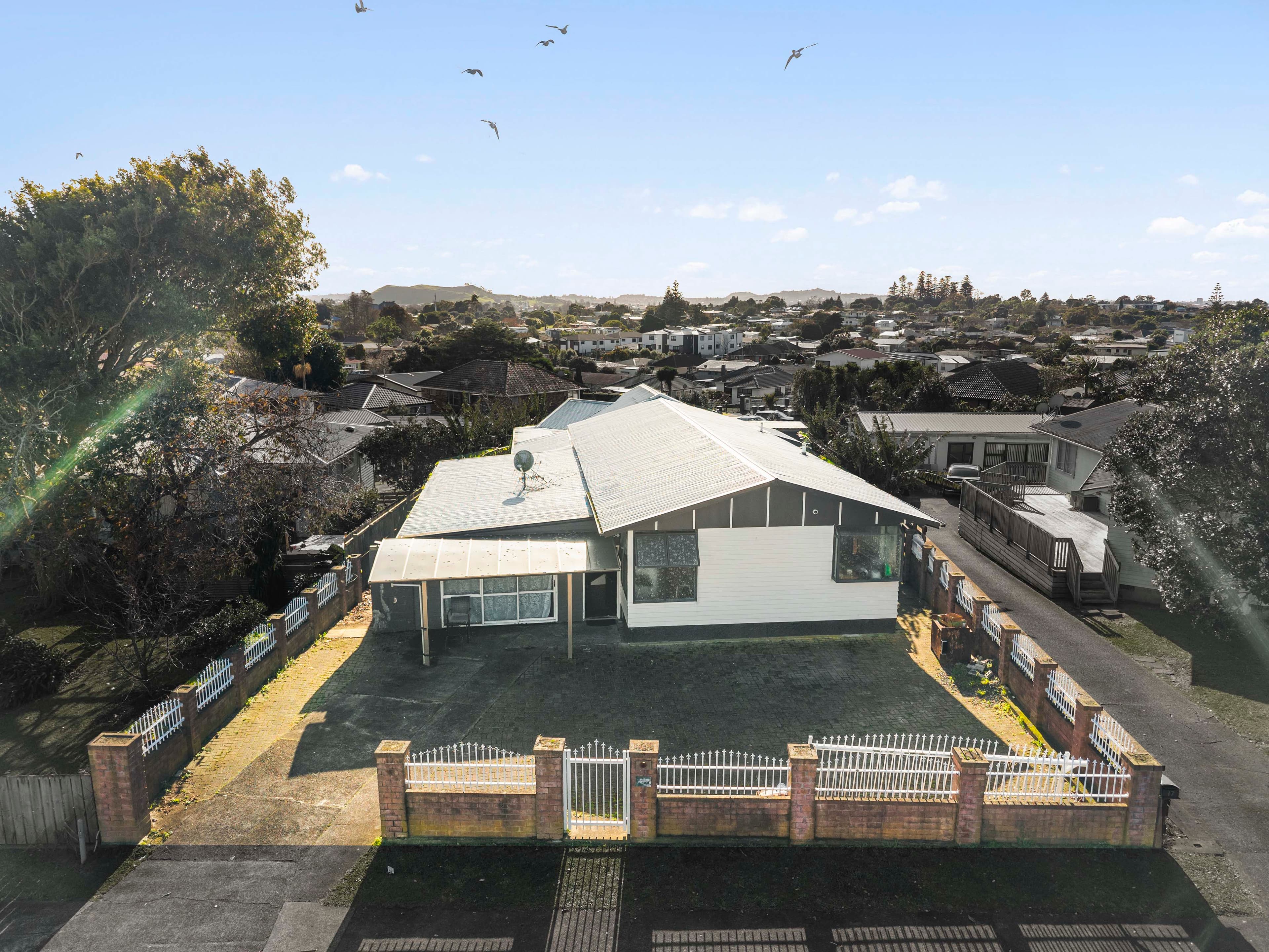 19 Wayne Drive, Māngere, Māngere