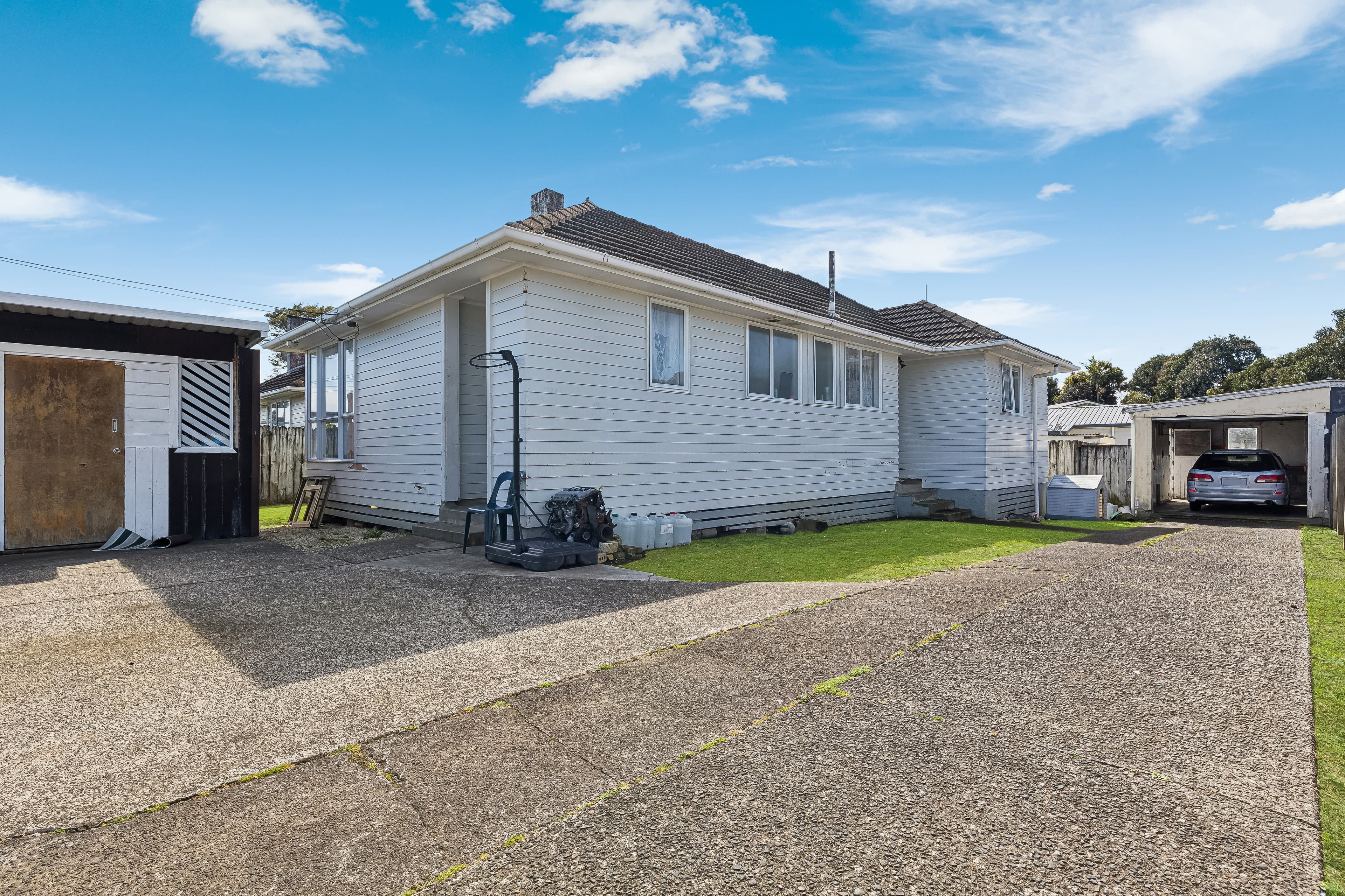 14 & 14a Jordan Road, Māngere, Māngere