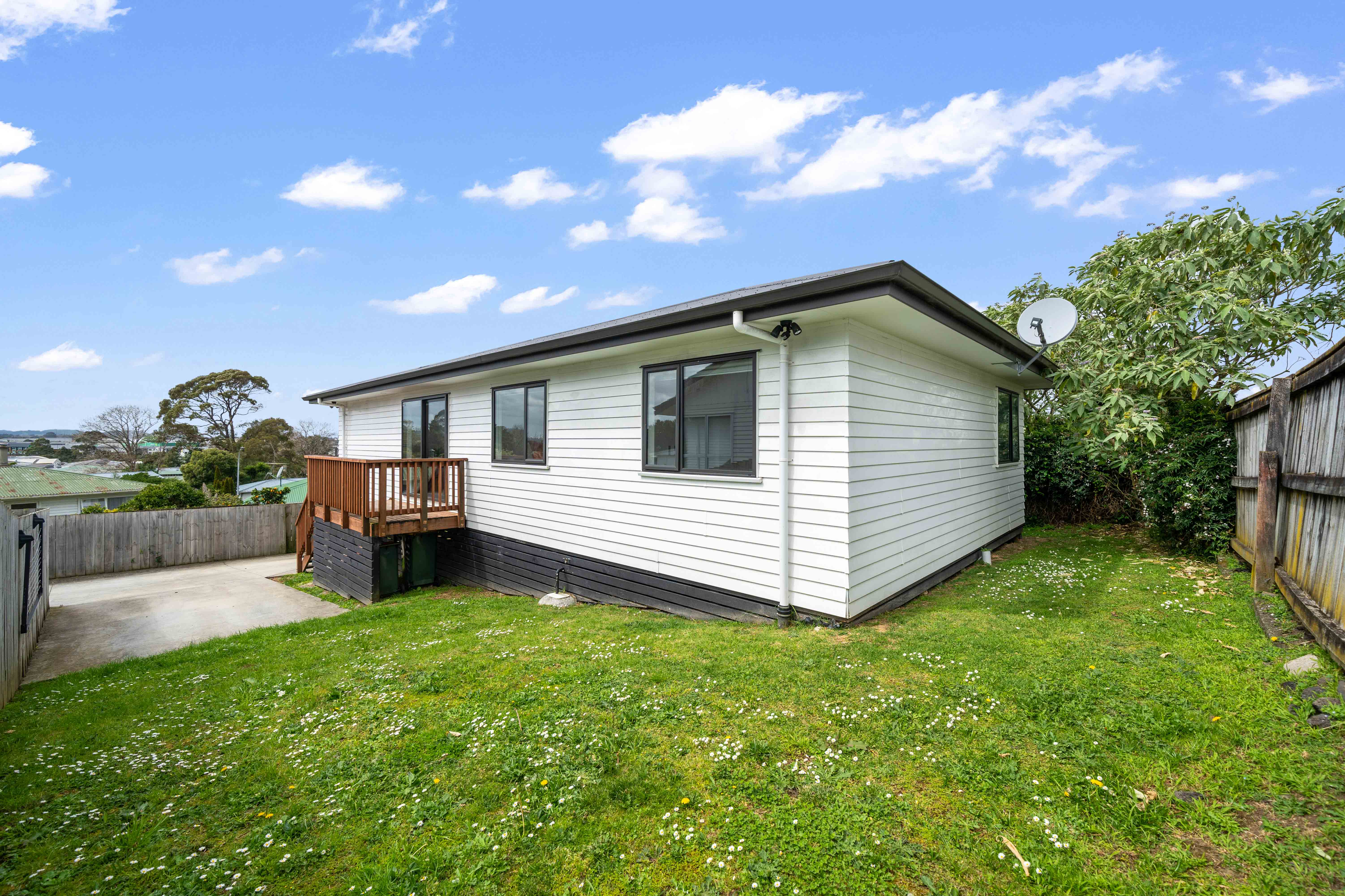 16A Valencia Place, Manurewa, Manurewa