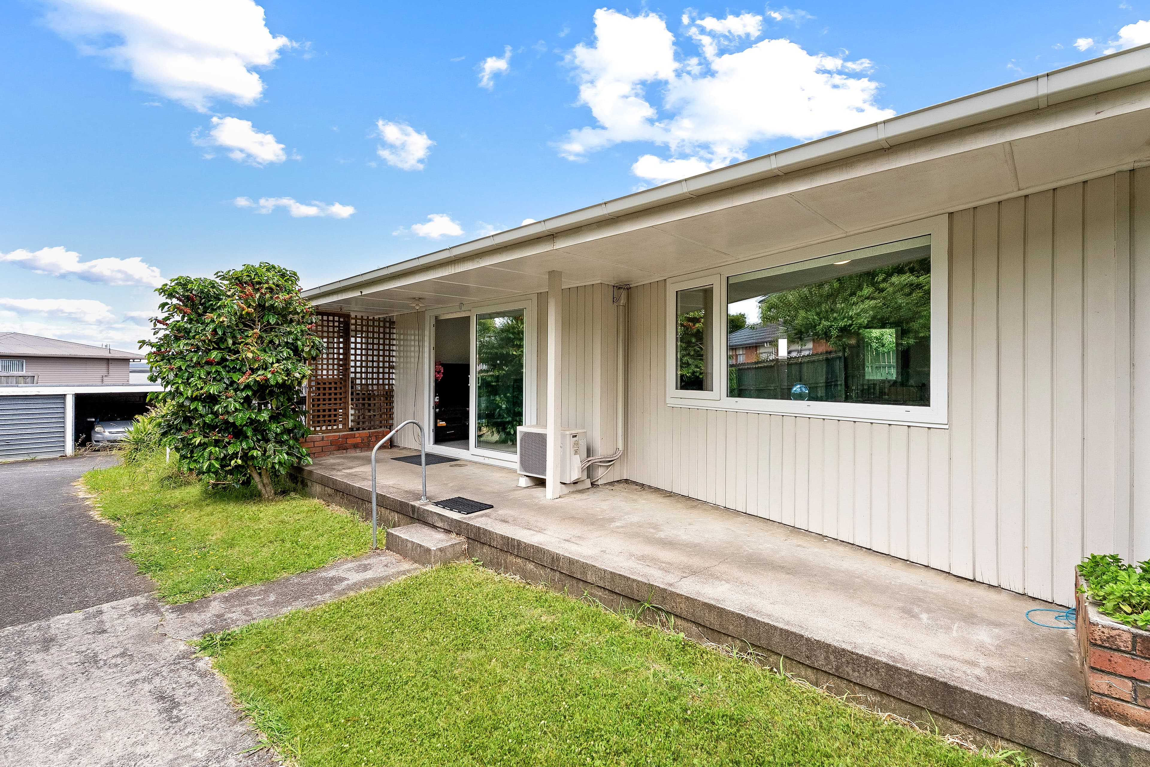 2/68A Ridge Road, Howick, Howick
