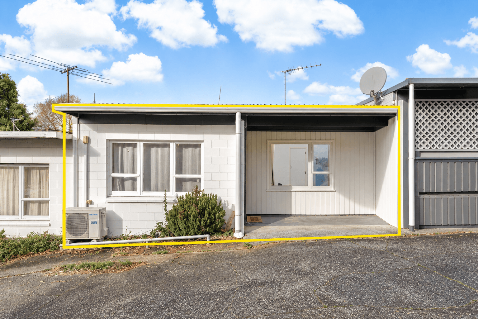 2/86 Divich Avenue, Te Atatu South, Te Atatu South