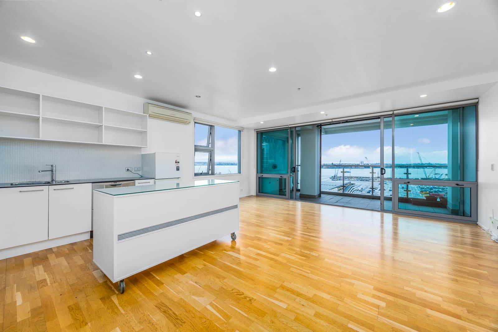 1401/30 Beach Road, Auckland Central, Auckland Central
